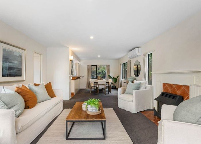  at 2/44 Fancourt Street, Meadowbank, Auckland City, Auckland