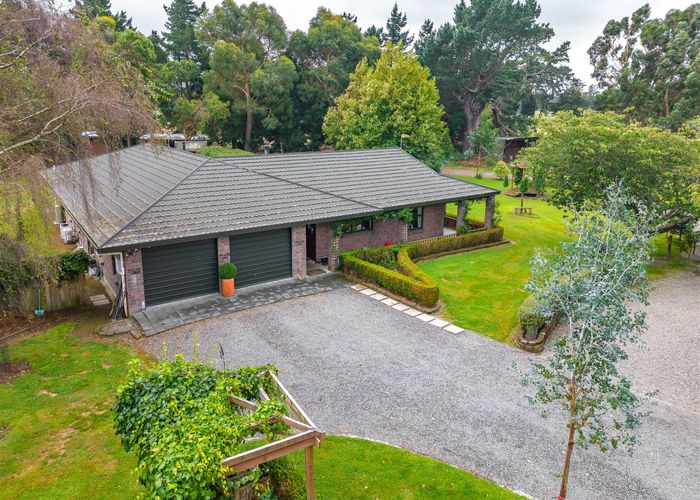  at 71 Railway Road, Dalefield, Carterton