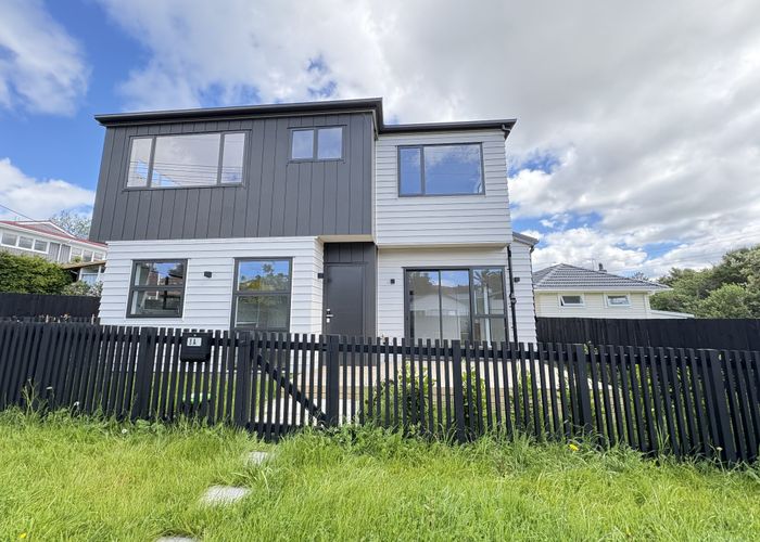  at 8 Alwyn Avenue, Te Atatu South, Auckland