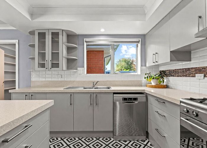  at 9 Ashfield Place, Ilam, Christchurch City, Canterbury