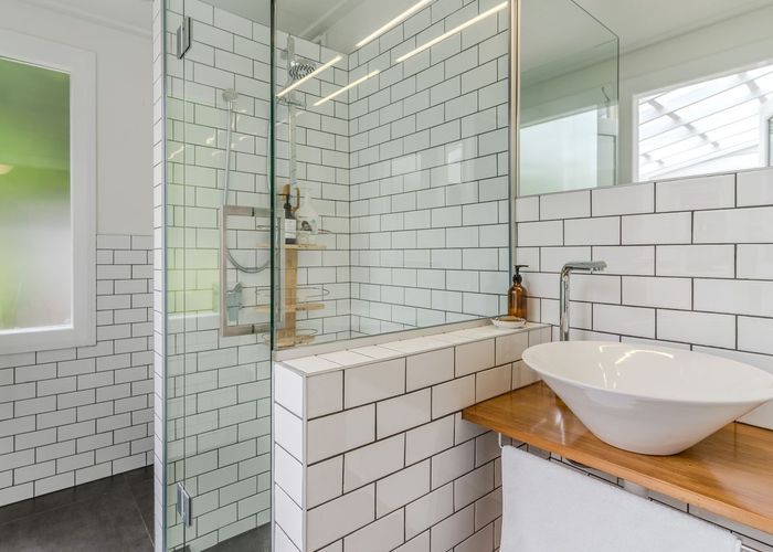  at 22 Neidpath Road, Mornington, Dunedin
