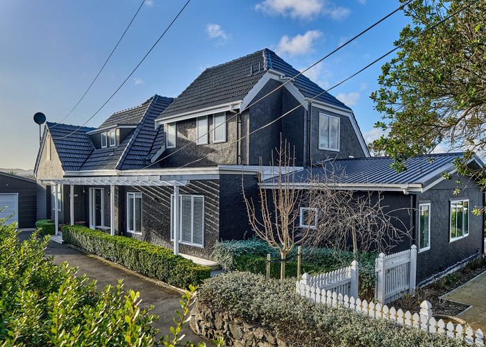 For sale 53 Seaview Road, Paremata, Porirua, Wellington homes.co.nz