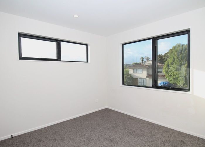  at 7B Spears Place, Botany Downs, Manukau City, Auckland