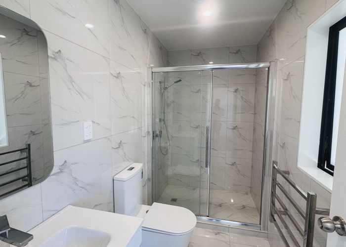  at 15 Tomlinson Street, Hillpark, Auckland