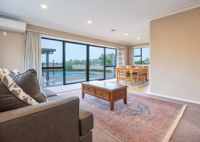  at 6 Resthill Crescent, Glenview, Hamilton, Waikato