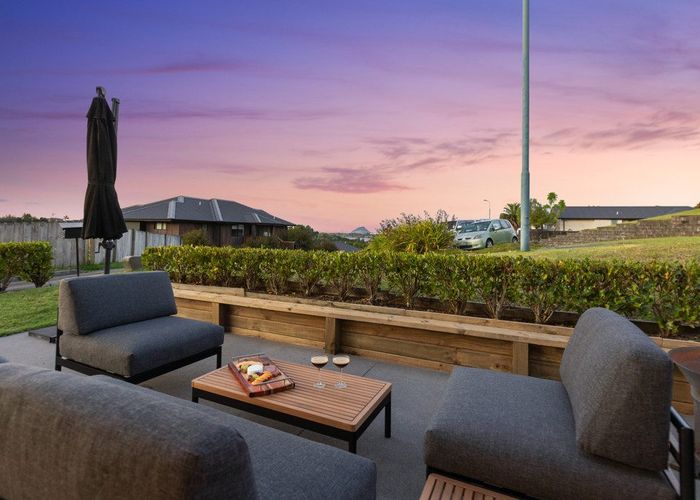  at 27 Greenvale Place, Welcome Bay, Tauranga, Bay Of Plenty