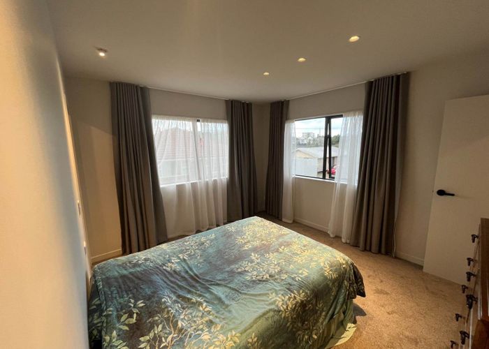  at 2/31 Hamlin Road, Mount Wellington, Auckland City, Auckland