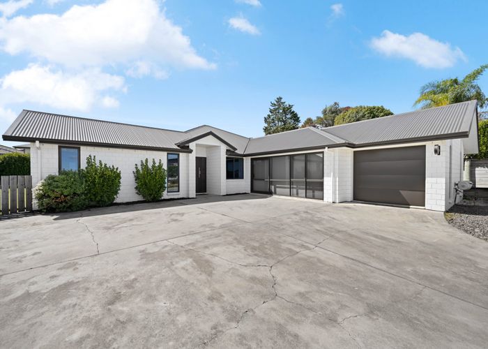  at 5 Rigg Place, Flagstaff, Hamilton, Waikato