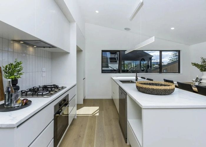  at 5 Tapatai Place, Castor Bay, North Shore City, Auckland