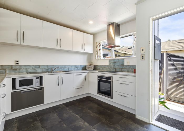  at 2/68 Tasman Street, The Wood, Nelson, Nelson / Tasman