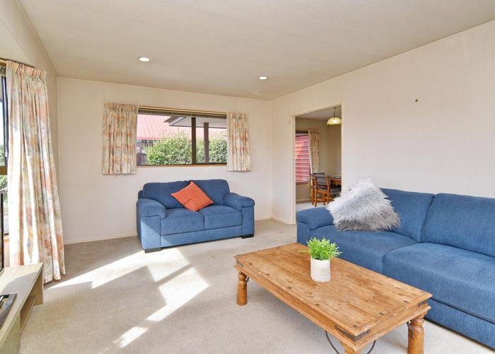  at 2/54 BEN NEVIS DRIVE, Broomfield, Christchurch