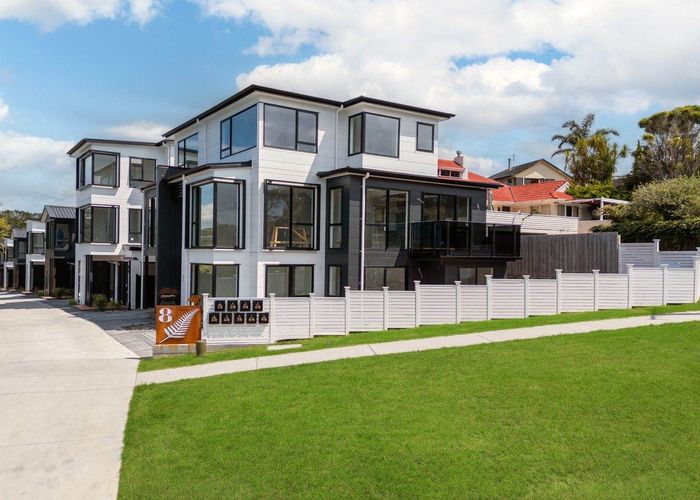  at 6/8 Park Rise, Campbells Bay, North Shore City, Auckland