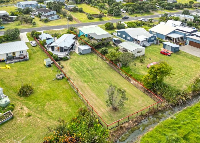 For sale 103 Ocean Beach Road, Tairua, ThamesCoromandel, Waikato