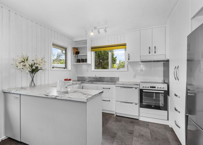  at 41 Sandwich Road, Beckenham, Christchurch
