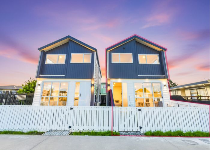  at 2/2 Chaucer Place, Blockhouse Bay, Auckland City, Auckland