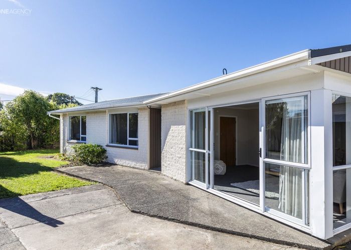  at 10 Eastling Street, Bishopdale, Christchurch City, Canterbury