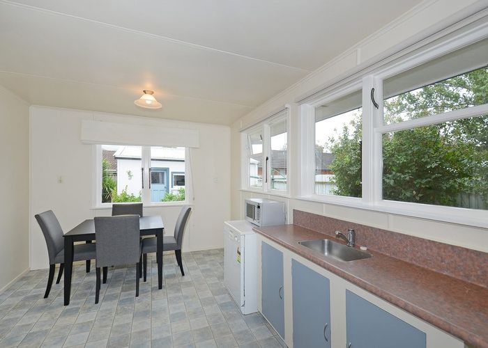  at 7b Hood Avenue, Heretaunga, Upper Hutt, Wellington