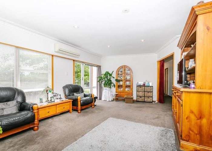 at 8 Garrick Place, Beerescourt, Hamilton, Waikato