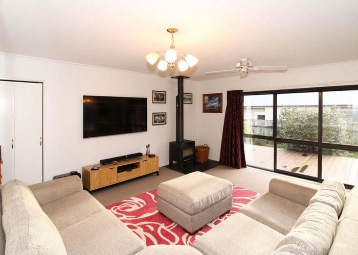  at 10 Rexwood Estate, Carterton