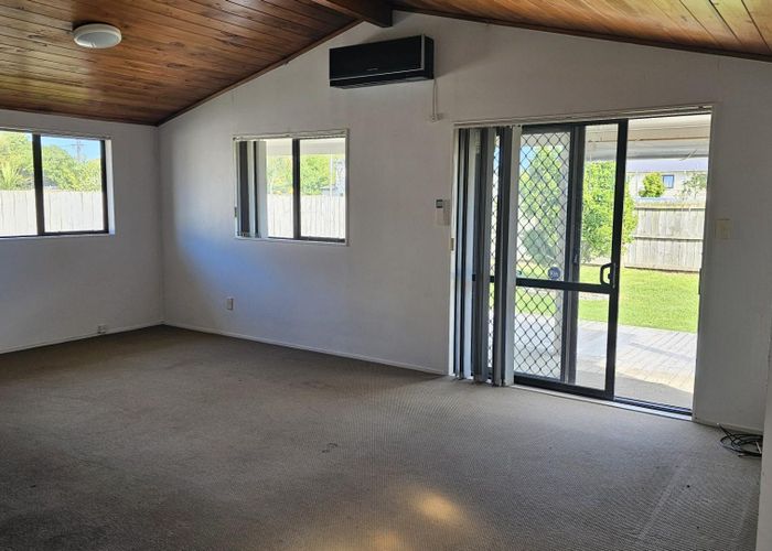  at 372 Swanson Road, Ranui, Waitakere City, Auckland