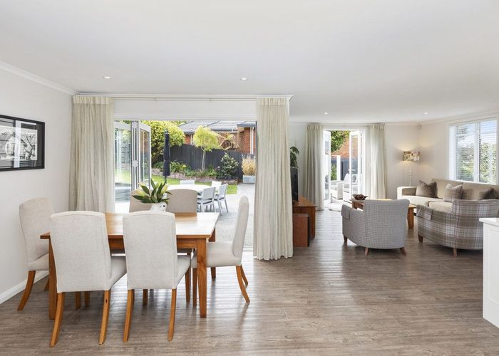  at 8 Lucas Lane, Hillsborough, Christchurch