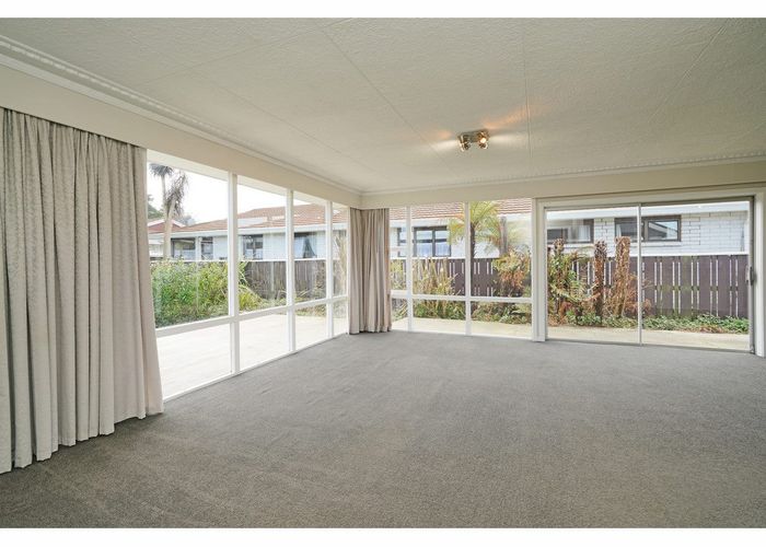 Free property data for 3/237 Queens Drive, Windsor, Invercargill