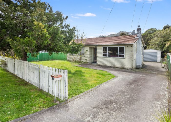  at 49 Main Road, Wainuiomata, Lower Hutt