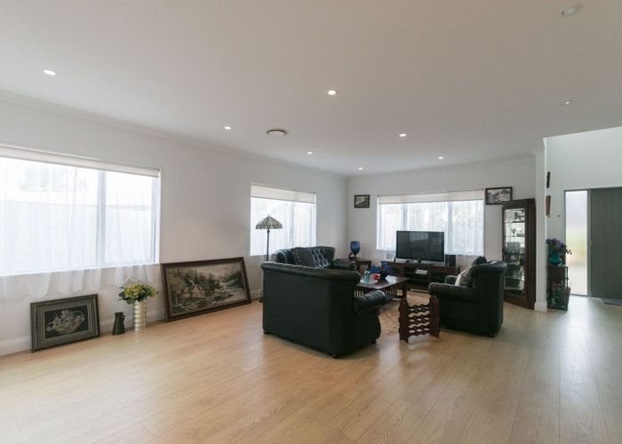  at 69 Bordeaux Parade, Te Atatu South, Waitakere City, Auckland