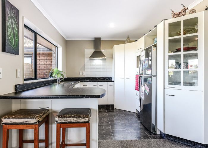  at 7 Friesian Place, Grandview Heights, Hamilton