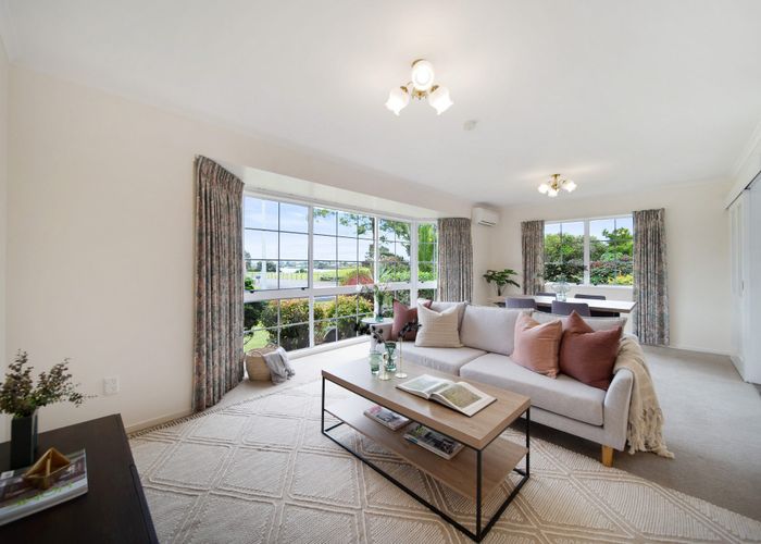  at 98 Walter Strevens Drive, Conifer Grove, Takanini