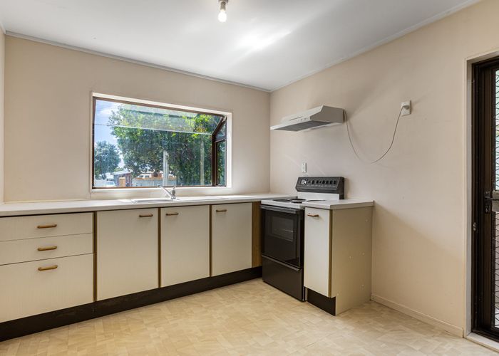  at 58 Cardwell Street, Onehunga, Auckland