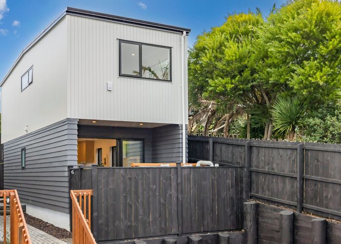  at Lot 4/82 Rosewarne Crescent, Glendene, Waitakere City, Auckland