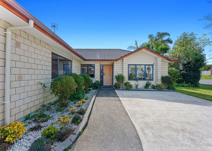  at 36 Skelton Avenue, Randwick Park, Auckland