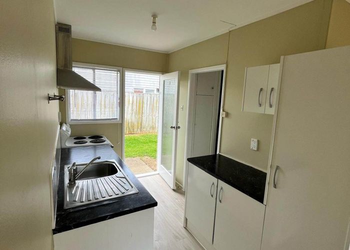  at 3/44 Muir Avenue, Mangere Bridge, Manukau City, Auckland