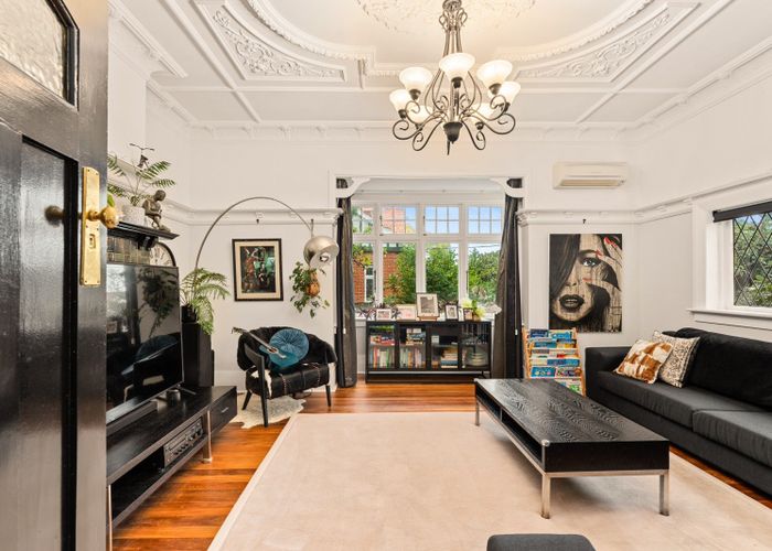  at 11 Ings Avenue, Saint Clair, Dunedin, Otago