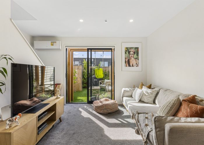  at 8/41 Kervil Avenue, Te Atatu Peninsula, Waitakere City, Auckland