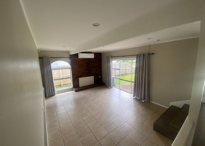  at 11 Neems Place, Manurewa, Manukau City, Auckland