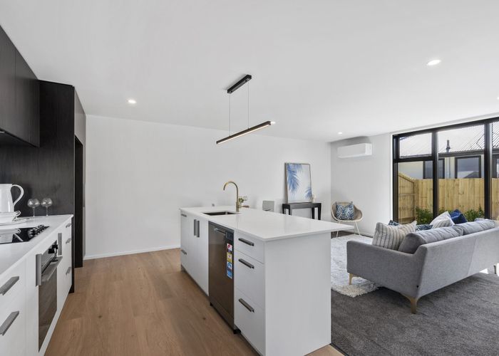  at 2/39 Vagues Road, Northcote, Christchurch City, Canterbury