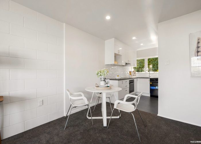  at 20/11 Tawera Road, Greenlane, Auckland City, Auckland