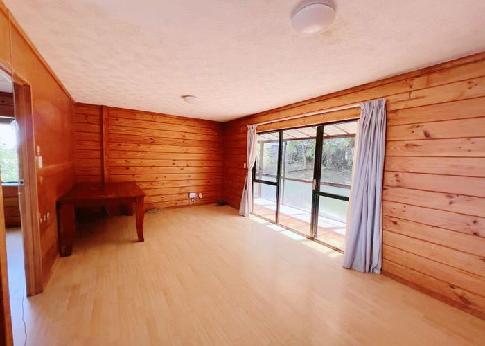  at 110 Bradbury Road, Highland Park, Manukau City, Auckland