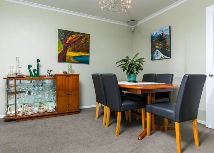 at 35 Te Wharau Drive, Greenhithe, Auckland
