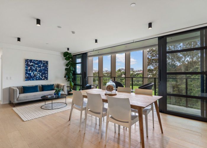  at 305/8 Kingsland Terrace, Kingsland, Auckland City, Auckland