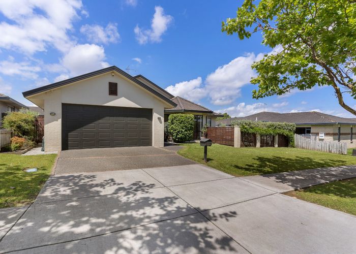  at 13 Carlingford Drive, East Tamaki, Auckland