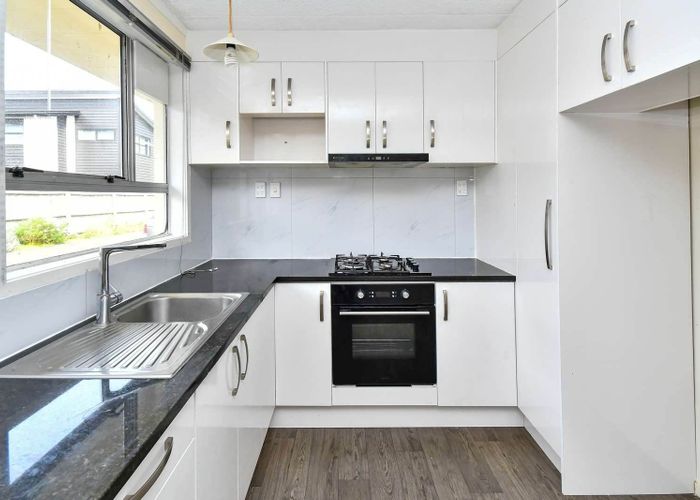  at 8/33 Hutton Street, Otahuhu, Auckland City, Auckland