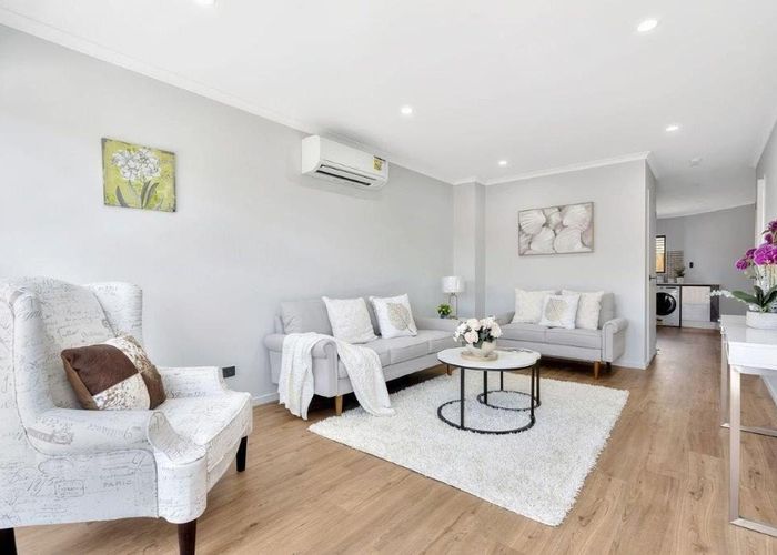  at 72A Howe Street, Howick, Manukau City, Auckland