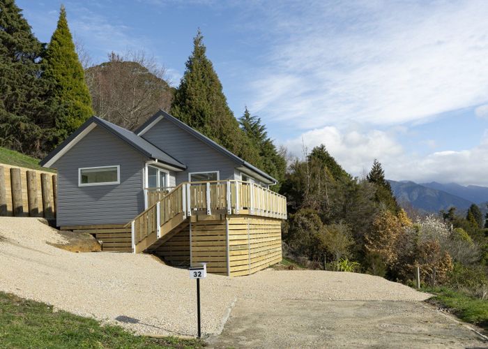  at 32 Arapeta Place, Golden Bay, Tasman, Nelson / Tasman