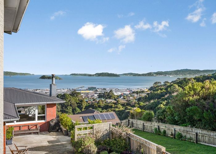  at 25 Bushey Way, Maungaraki, Lower Hutt, Wellington