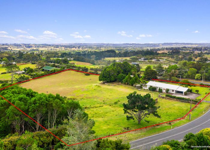  at 318 Red Hills Road, Henderson