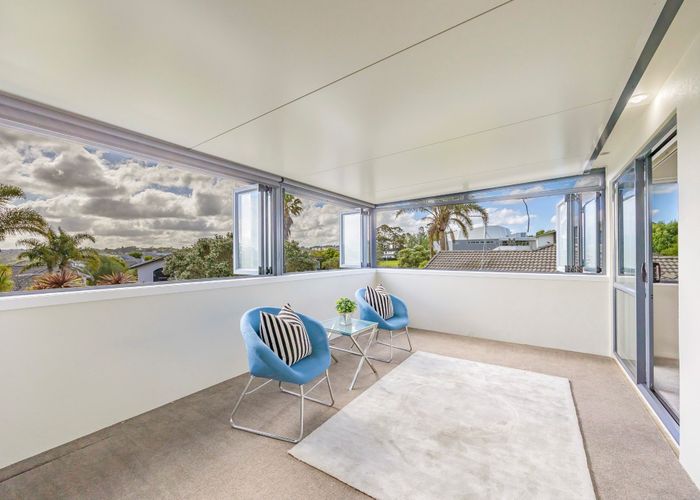  at 9 Ponderosa Drive, Oteha, Auckland