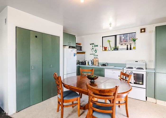  at 9/598 Castle Street, North Dunedin, Dunedin, Otago